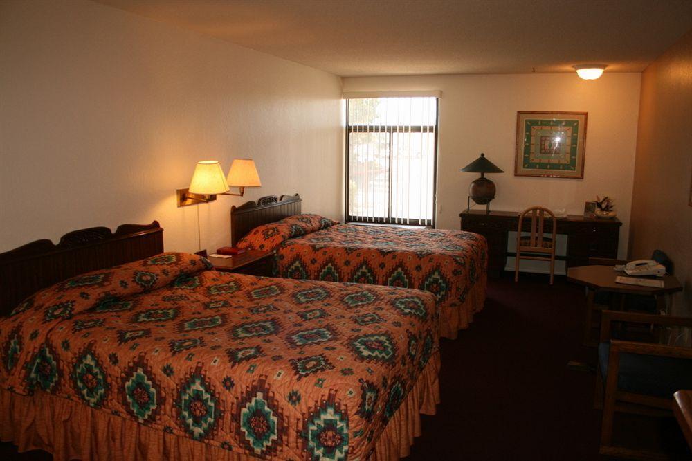 Antelope Hills Inn Prescott Bagian luar foto